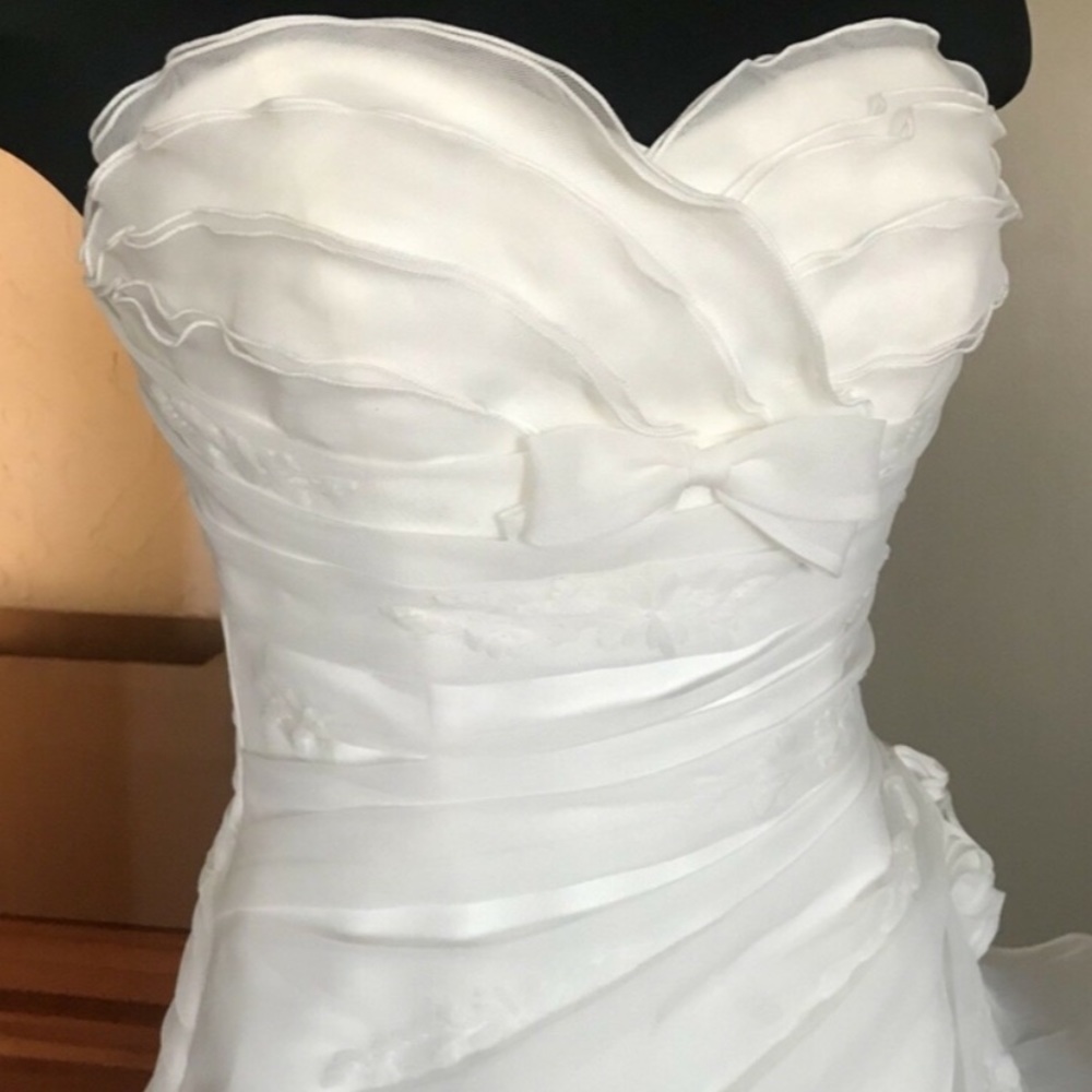 Gorgeous Bridal Gowns NWT, most are samples.